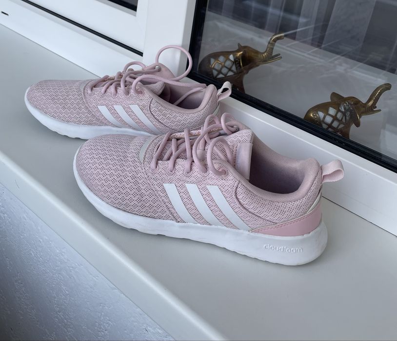 Adidas кроссовки