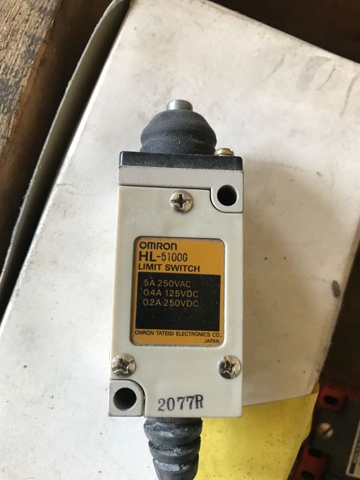 Краен изключвател  немски и японски