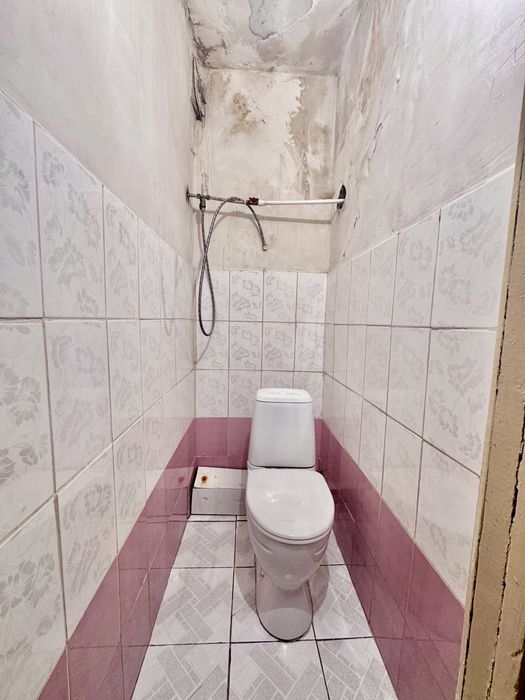 Продам 1 комн ОКТ с балконом