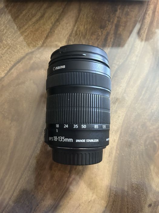 Фотоапарат Canon EOS 750D