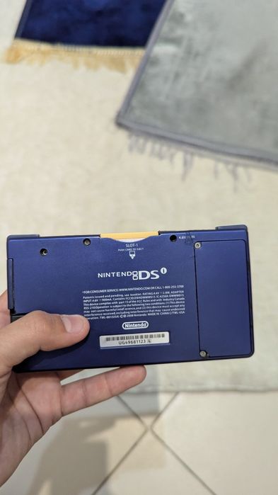 Nintendo DSi R4+SD на 64гб
