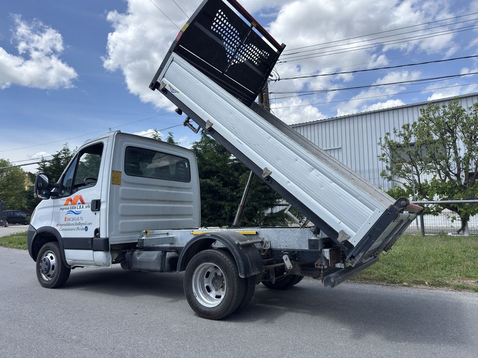 Iveco basculabil 3 parti impecabila bena 3/10/2  originala