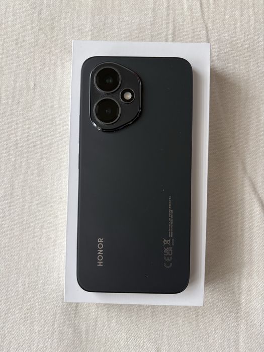 Honor 400 Rom:512GB Ram:8GB