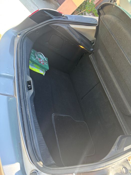 Renault Megane 3 !! Accept variante cu animale sau baloti de lucerna!!