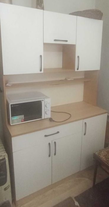 Шкаф кухонный б/у в хорошем состоянии