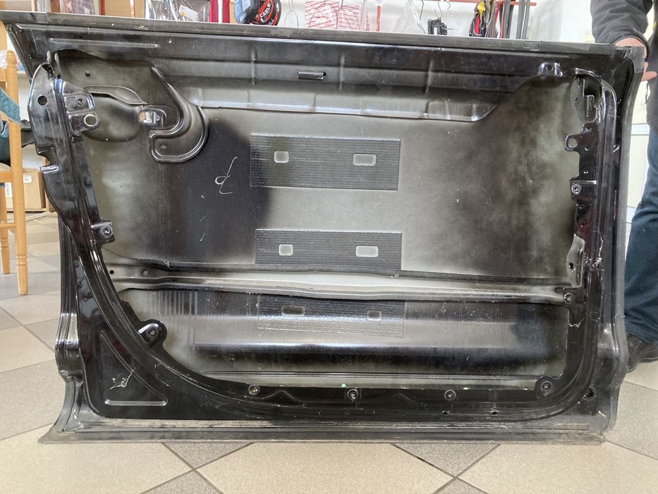 Ușă stânga față VW Touareg 7L, an 2004-2010