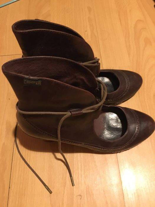 Обувки на Camper
