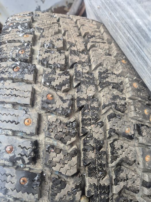 Шины зимние шипы