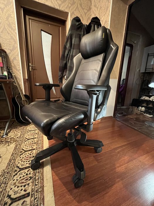 Dxracer MASTER 2022
