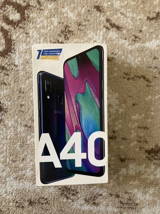Самсунг А40