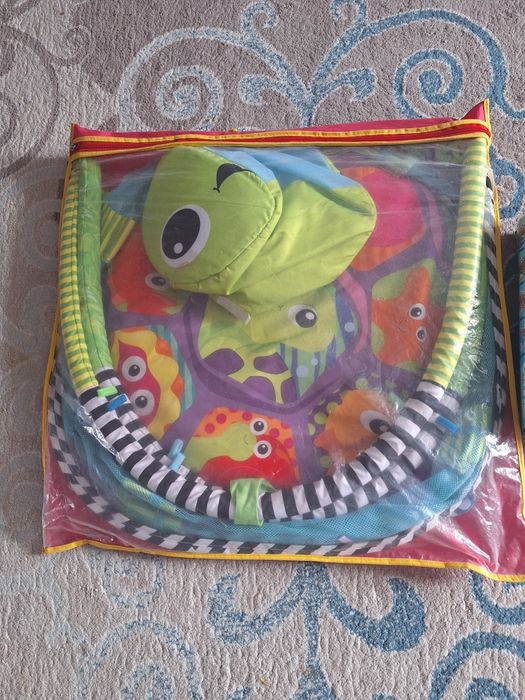 Ходунок и игровой коврик