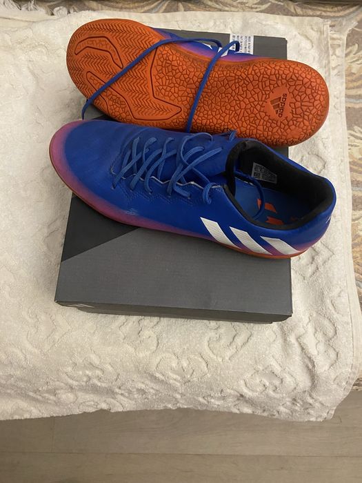 Бутсы оригинал продается