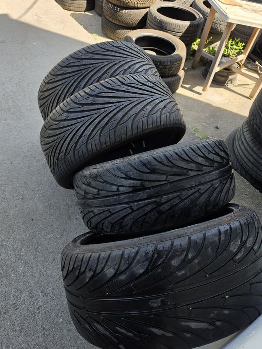 Гуми  265 30 22.