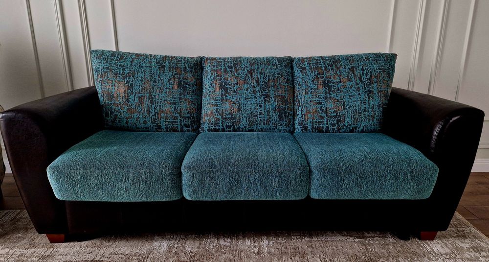 Диван-кровать кожаный