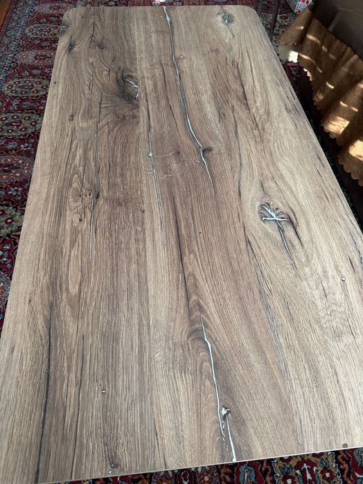 Холна маса с размери 124/60/45 Отлично състояние