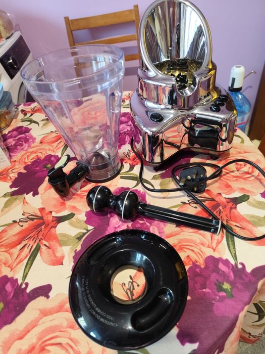 Блендер и шейкър KENWOOD SB206