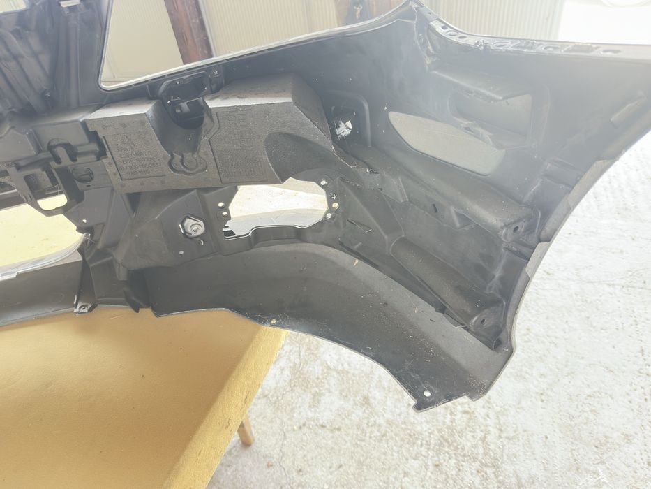 Предна броня за Mercedes sl 550 AMG 2011