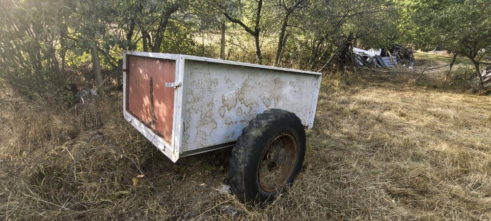 Ремарке за трактор