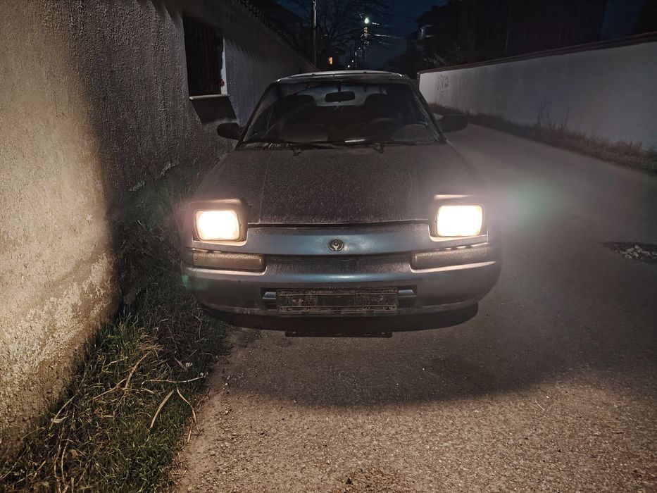 Мазда 323ф на части