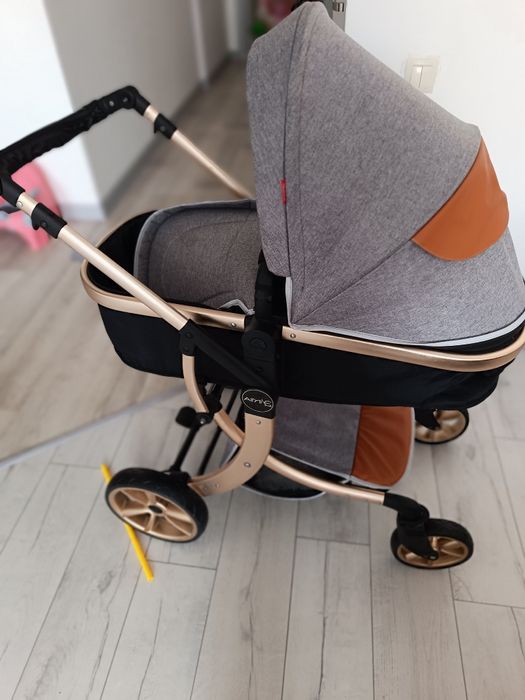 Продам коляску почти новая