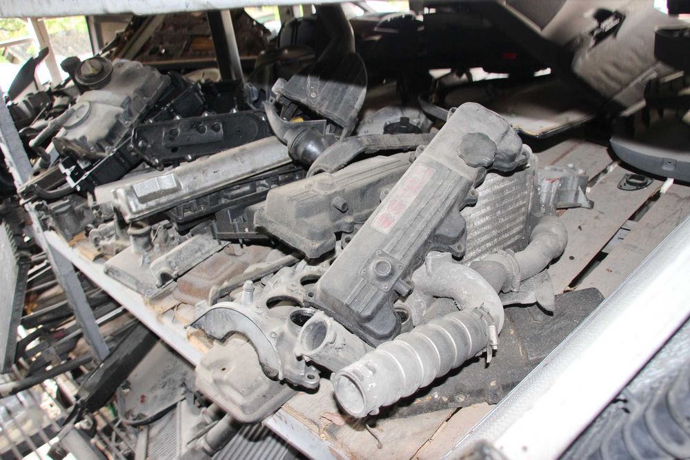 капак за клапани за автомобили и джипове