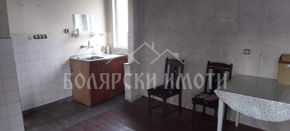 Продава се Етаж от къща в Велико Търново, Център - 172 кв.м за 1041 €/кв.м - Снимка #5