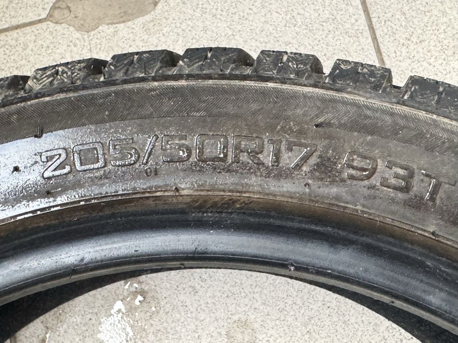 Зимние Шины 205/50/17