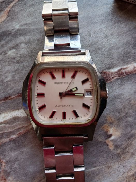Часовник АRENA автоматик