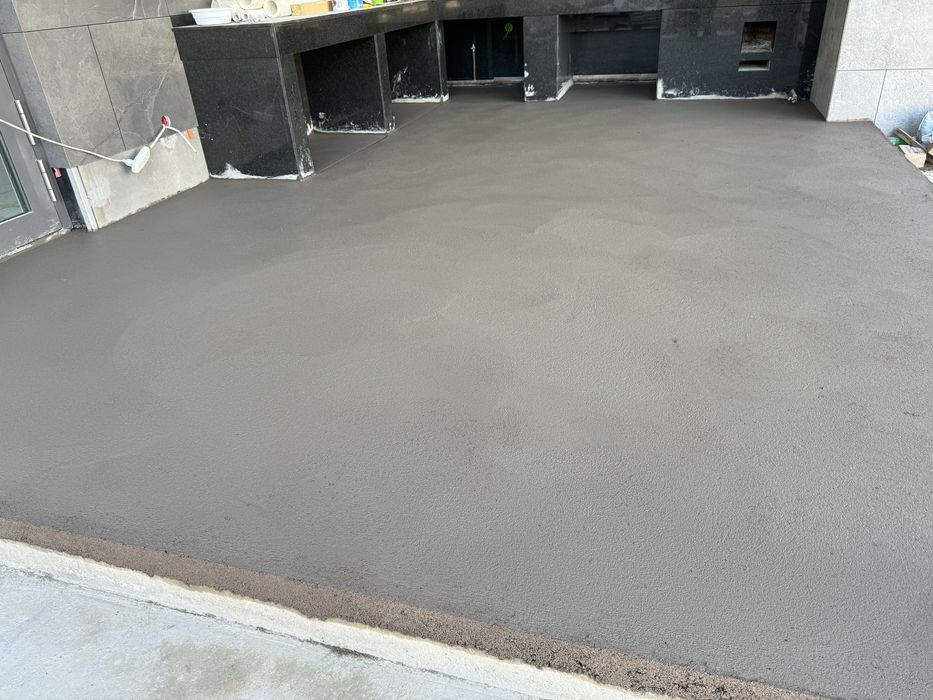 Стяжка пола услуга