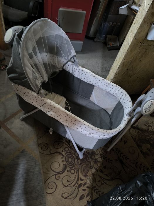 Продам детскую электро кроватку