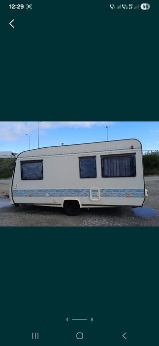 Rulota Adria din 1997 la 4000euro