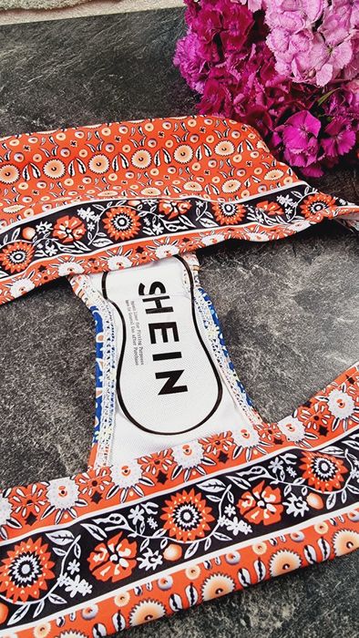 Costum de baie din 2 piese Shein Nou Mărimea M