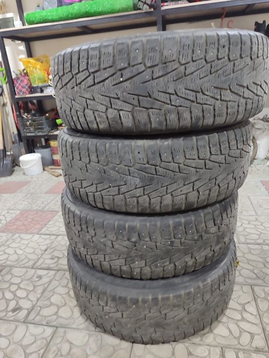 Продам диски с шинами