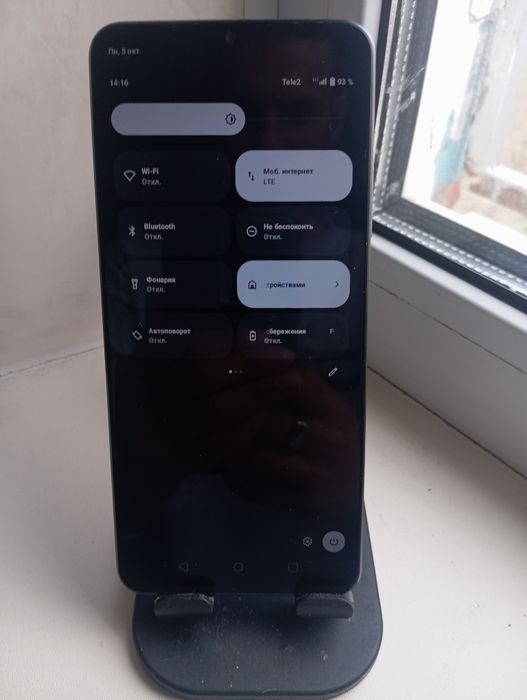 Продам Realme Not 12