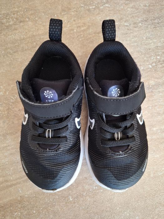 Маратонки Найк 22