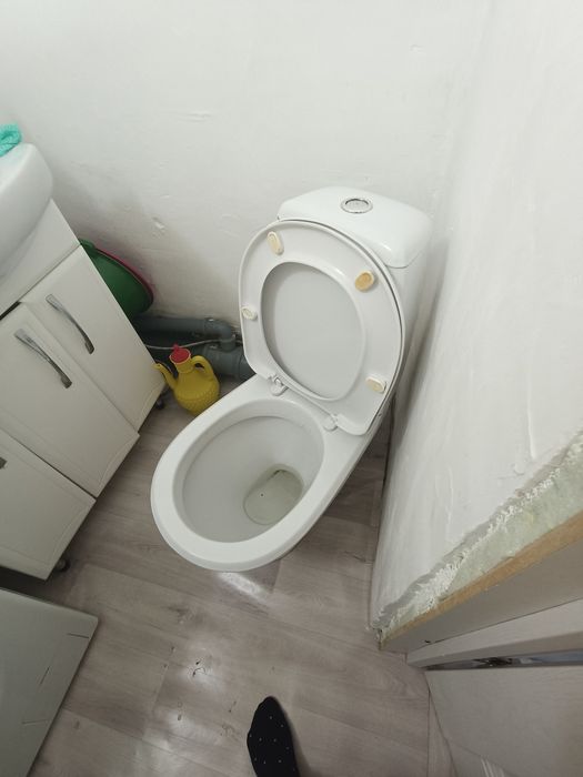 Продам унитаз б/у