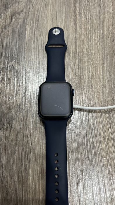 Продам apple watch 6 series 44mm