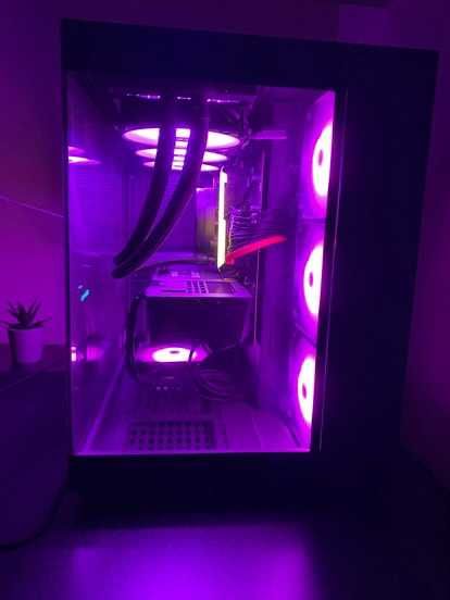 Геймърски Компютър RTX 3070 Ti, AMD Ryzen 7 5700x