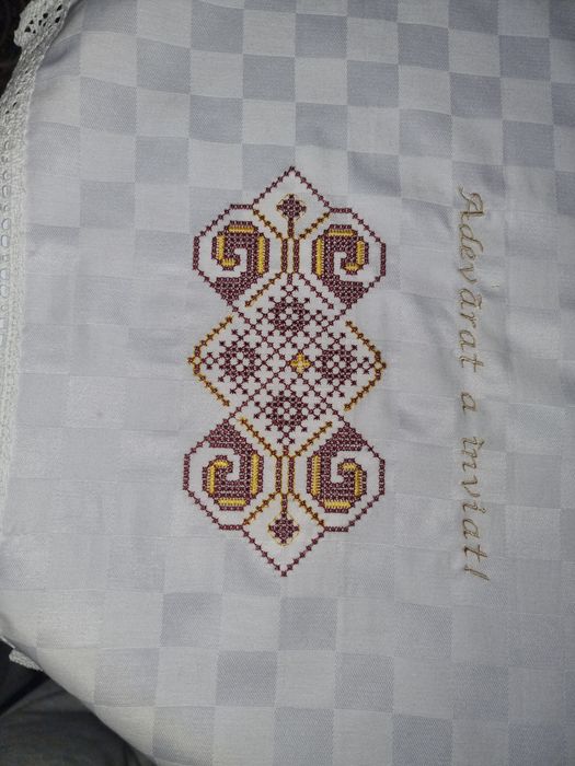 Prosop Paște brodat 40x80 model religios