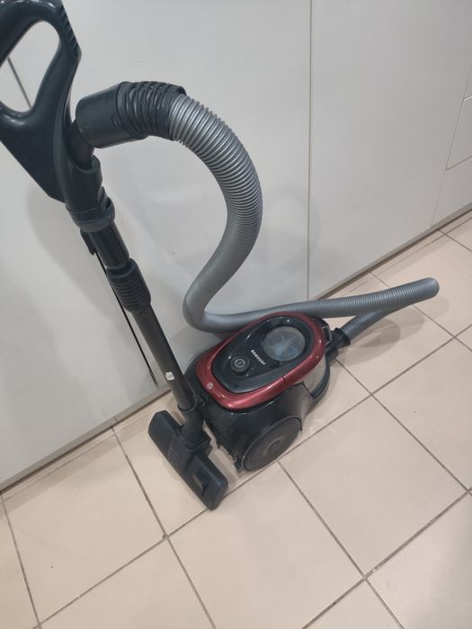Продам пылесос Самсунг
