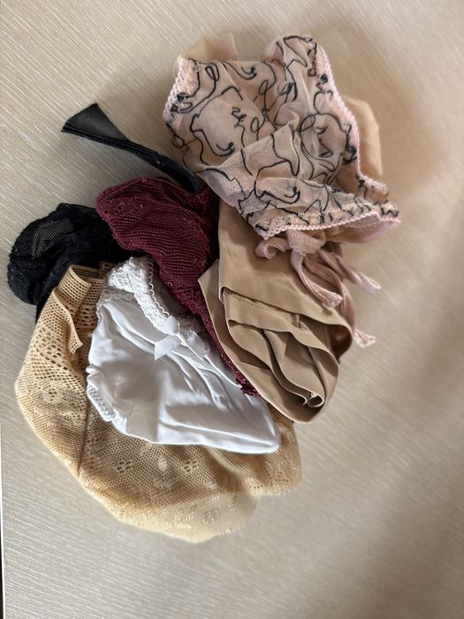 Дамско. бельо.