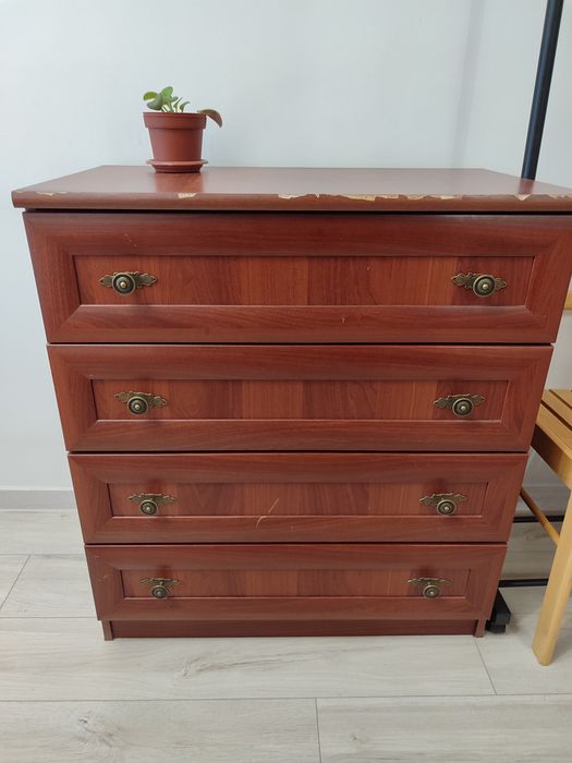 Спальный гарнитур