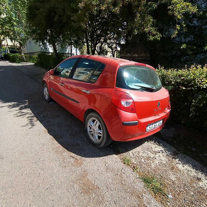 Vand masina Renault Clio