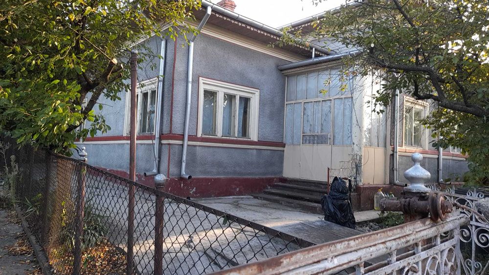 Casă cu teren de vânzare în Comuna Hotarele, Jud. Giurgiu