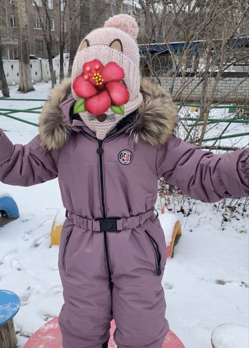 Зимний комбинезон для девочки