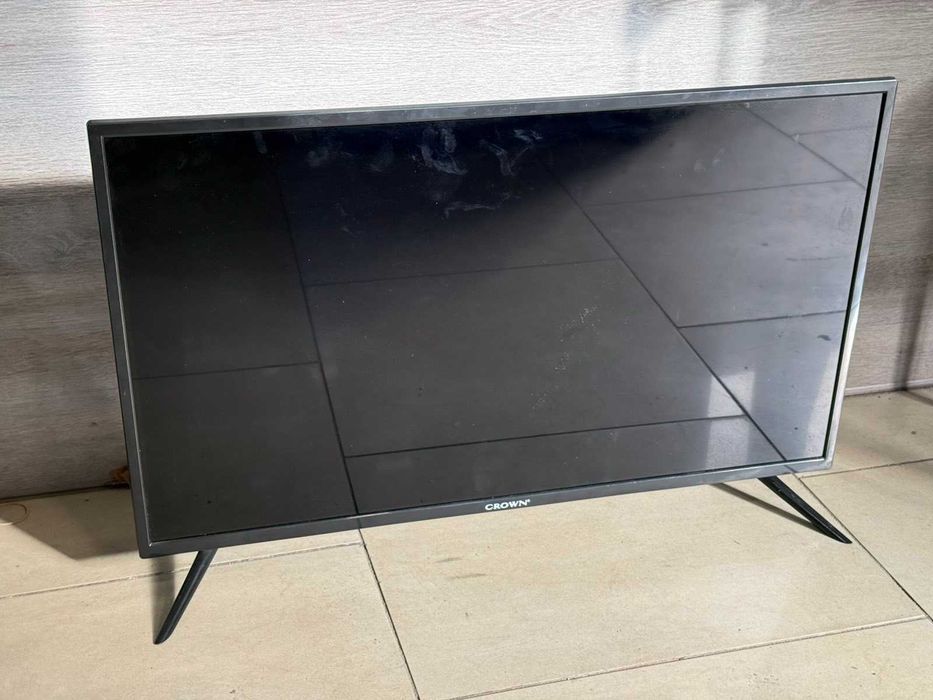 Телевизор Crown 32D19AWS