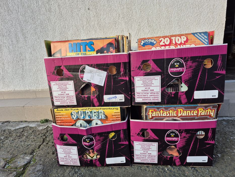 Vând 150lp Discuri Vinil colectia Deutsche Grammophon muzică clasică