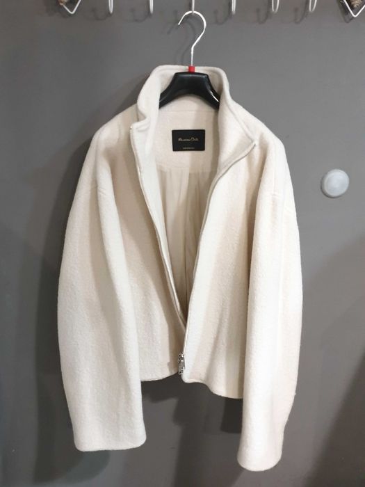 Късо палто Massimo Dutti