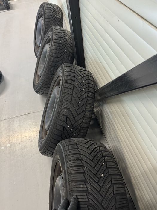 Jante cu anvelope de iarna megane 3