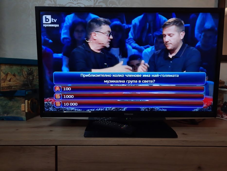 Продавам тв TOSHIBA 32 инча